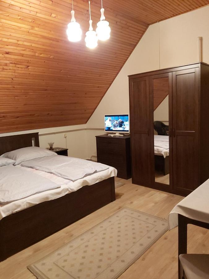 Marika-Lak Apartment Сиофок Екстериор снимка
